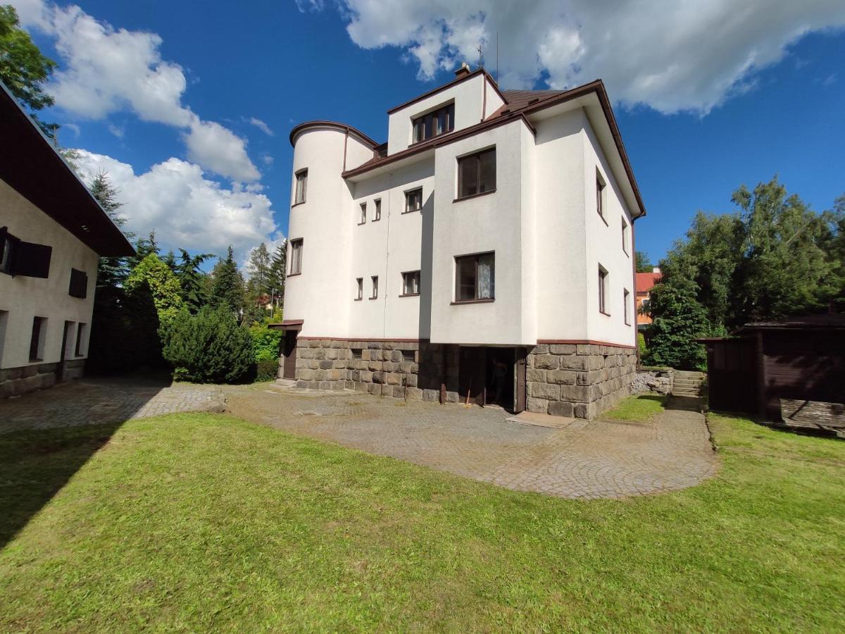 Vila Sik 2 Nove Mesto na Morave Luaran gambar
